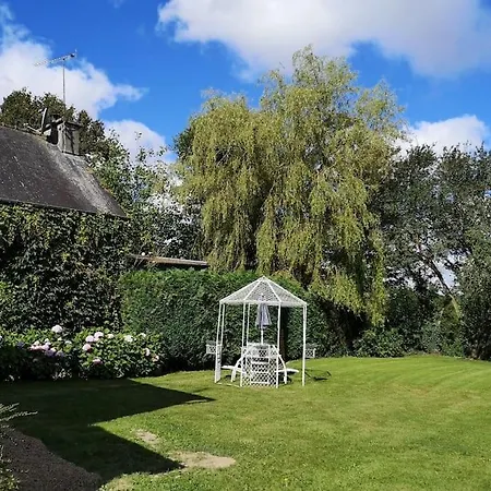 Gite De Montorien 6/7 Personnes Plouguenast-Langast Extérieur photo